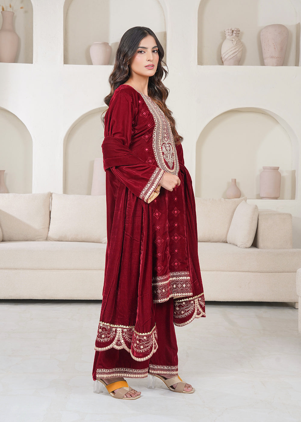Royal Velvet Embroidered 3pc