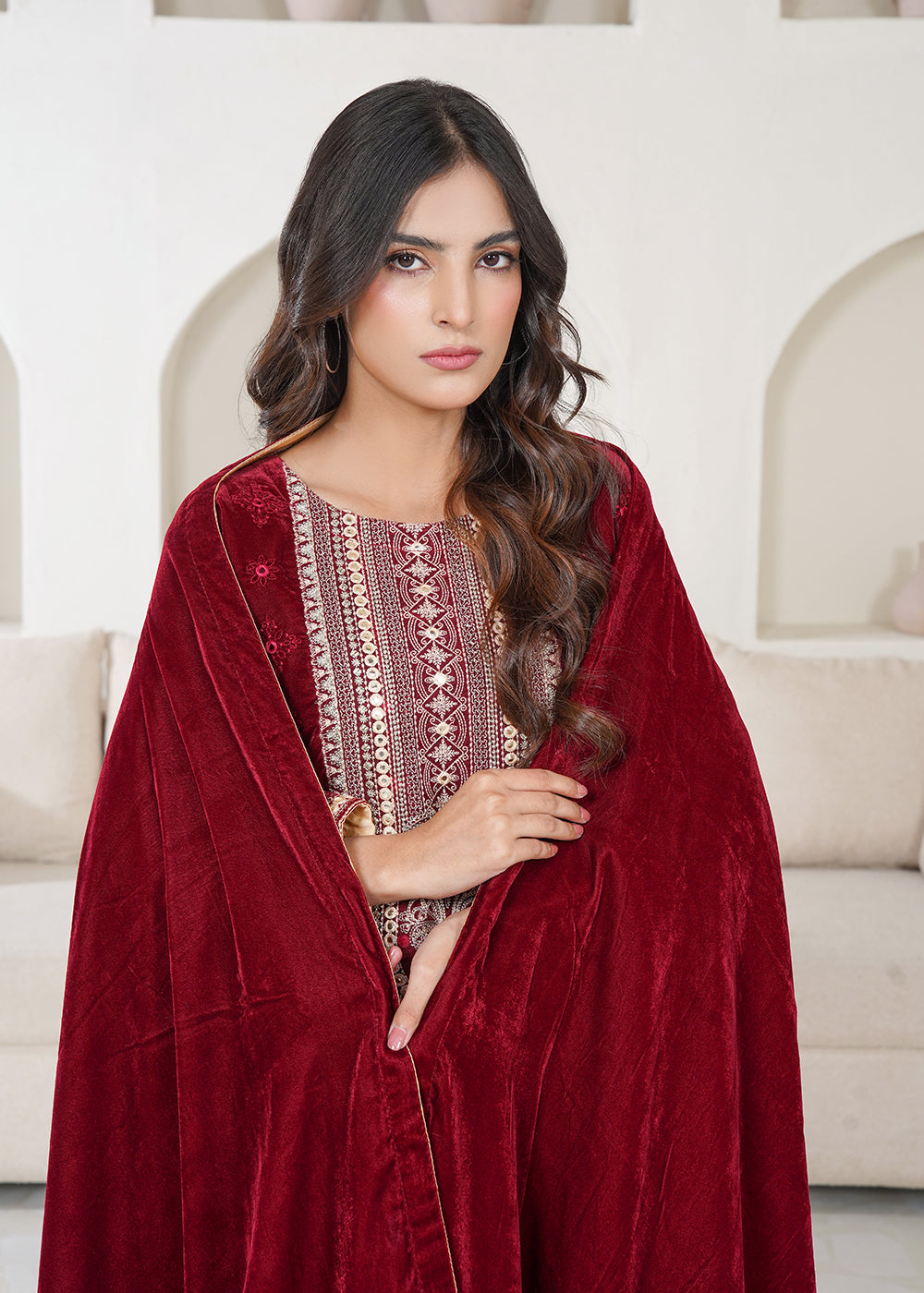 Royal Velvet Embroidered 3pc