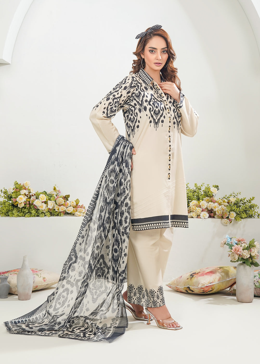 Monochrome Grace 3pc