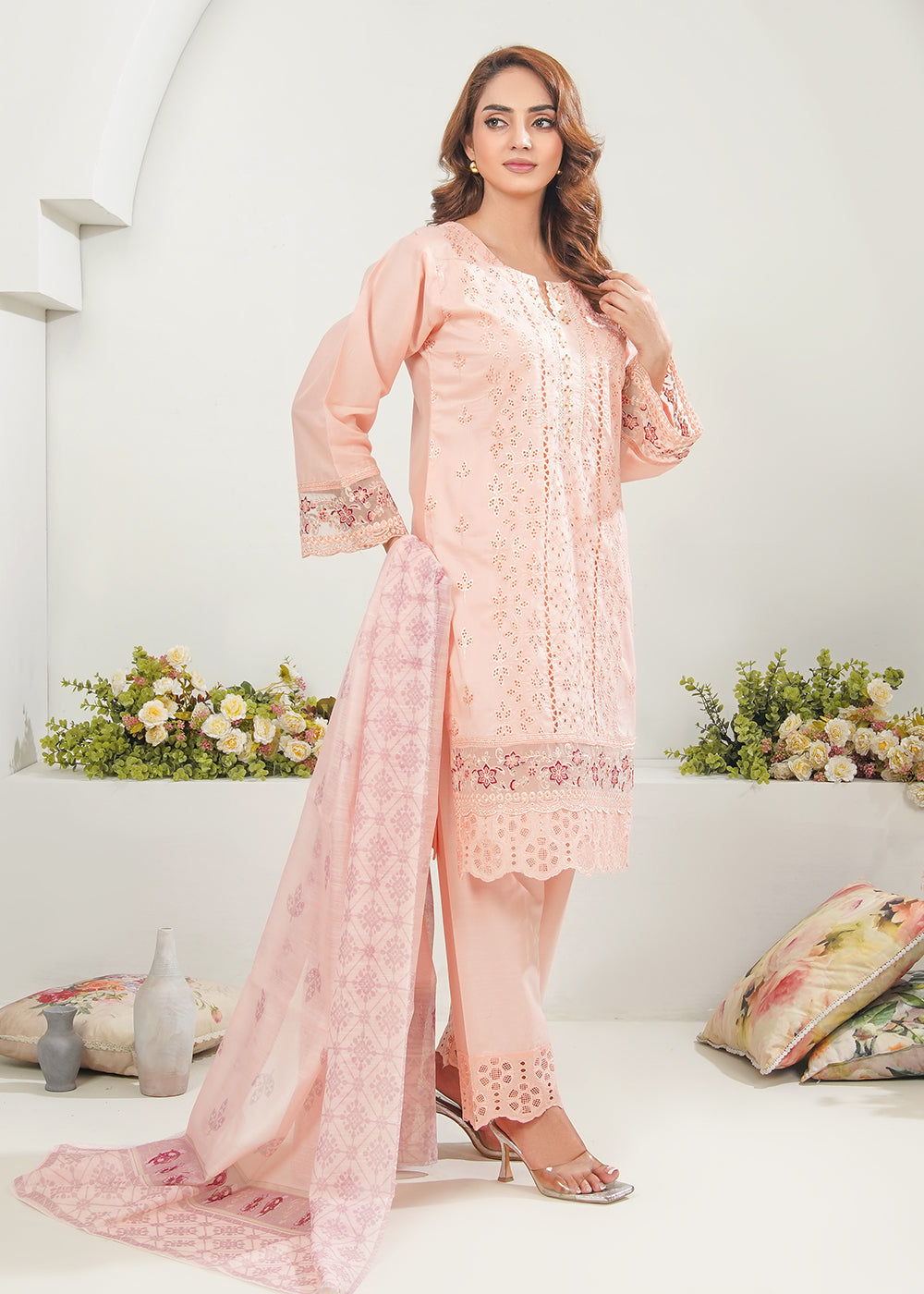 Blush Petal Chicken kari