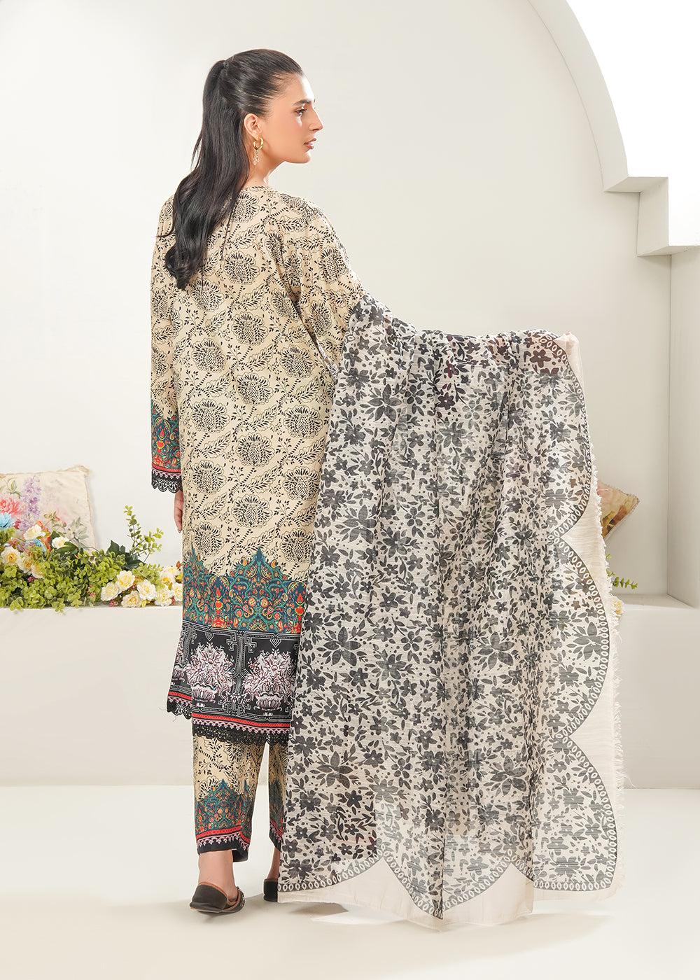 Zareen Classic Beige 3PC