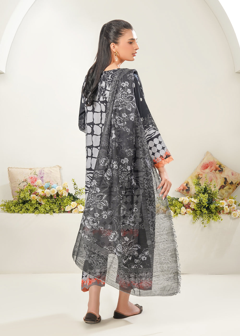 Noir Chic Lawn 3PC
