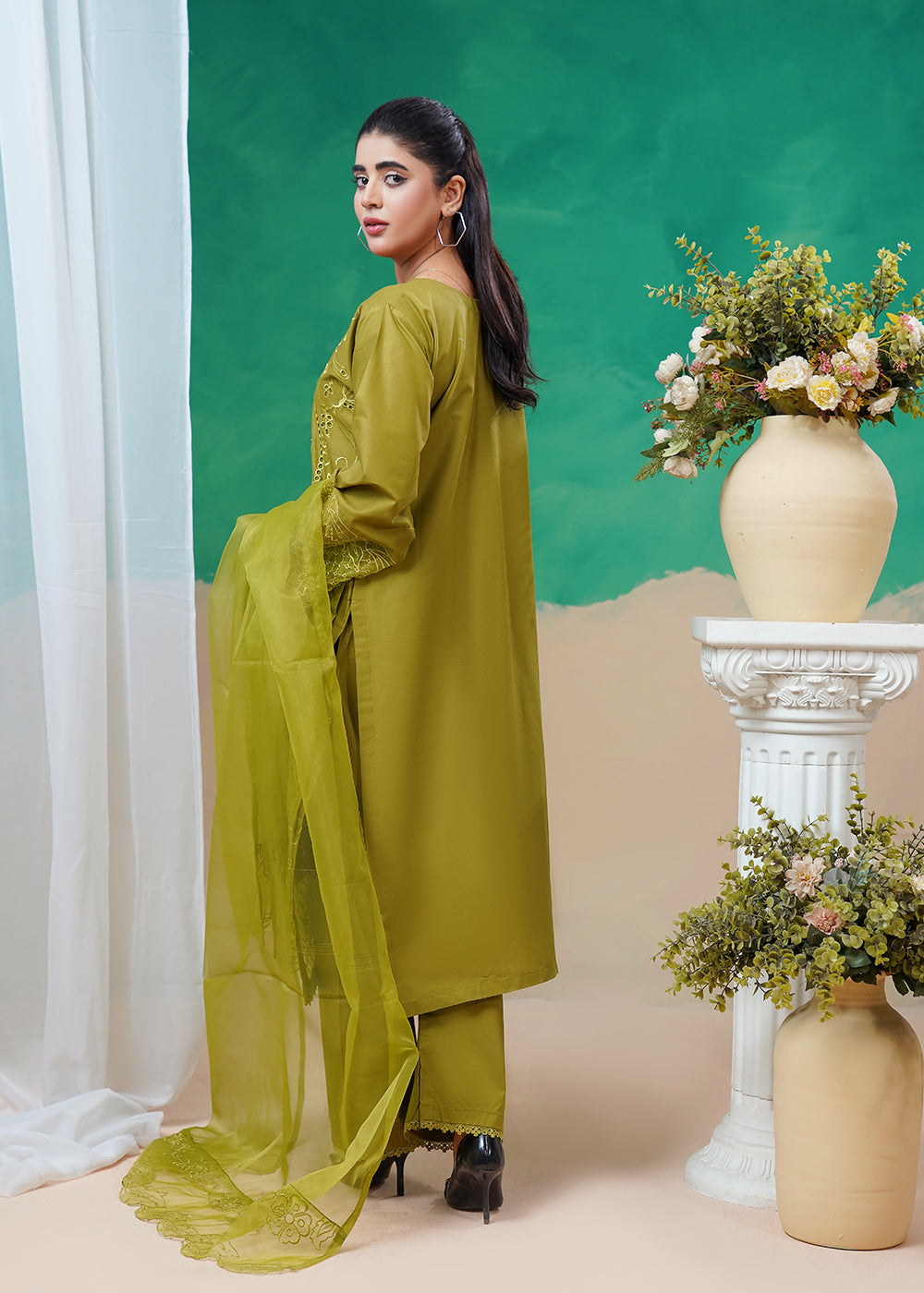 Olive Royale