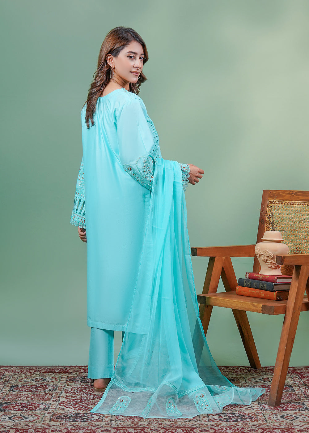 Aqua Luxe