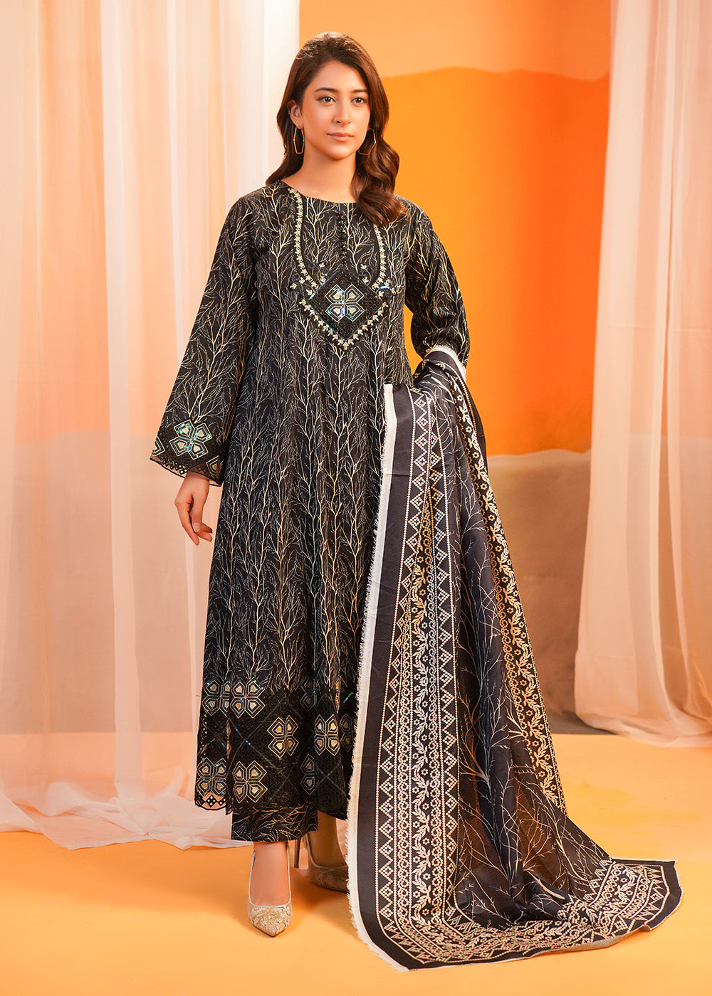 Monochrome Bloom Maxi Set