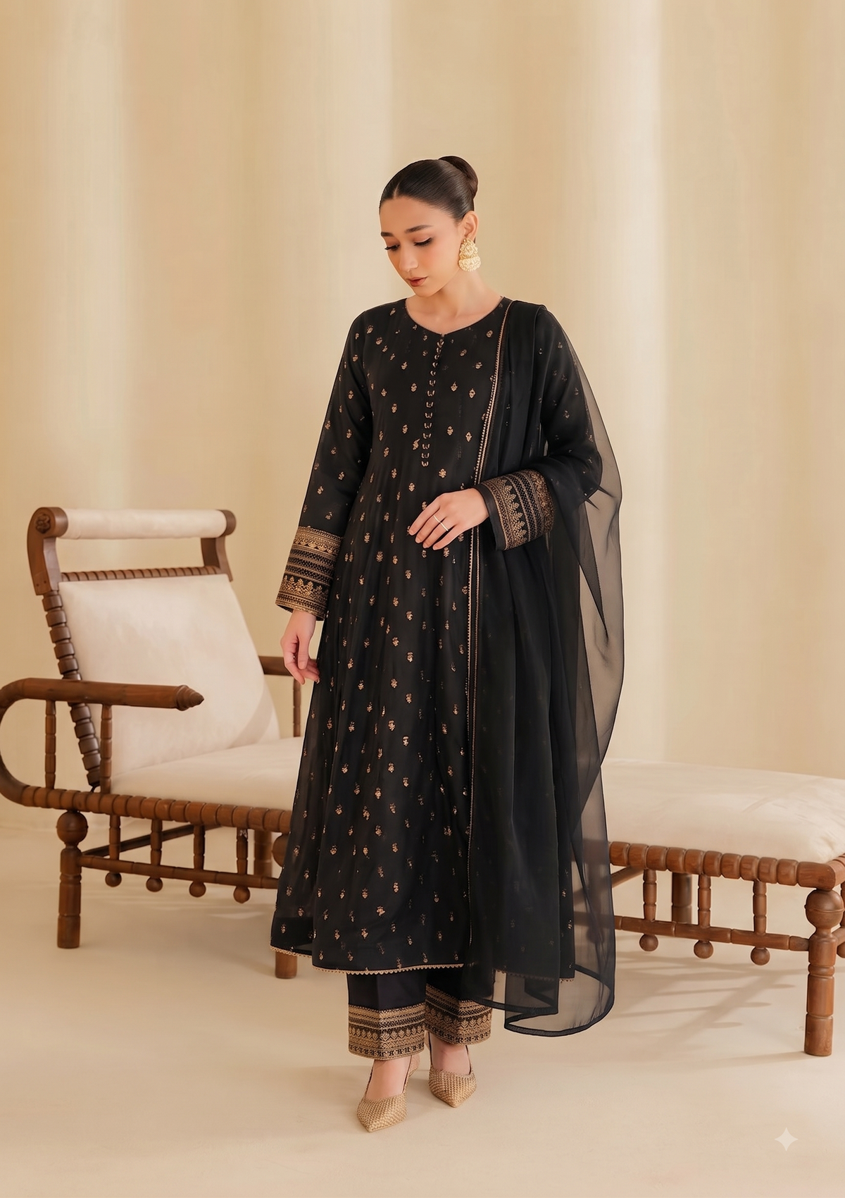 Noir Majesty Maxi