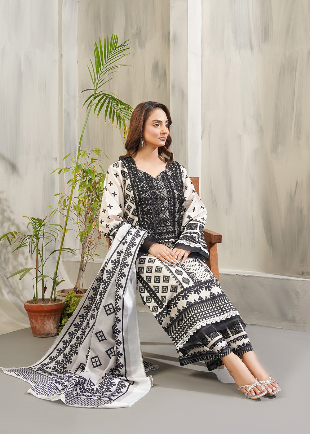 Regal khaddar Pret