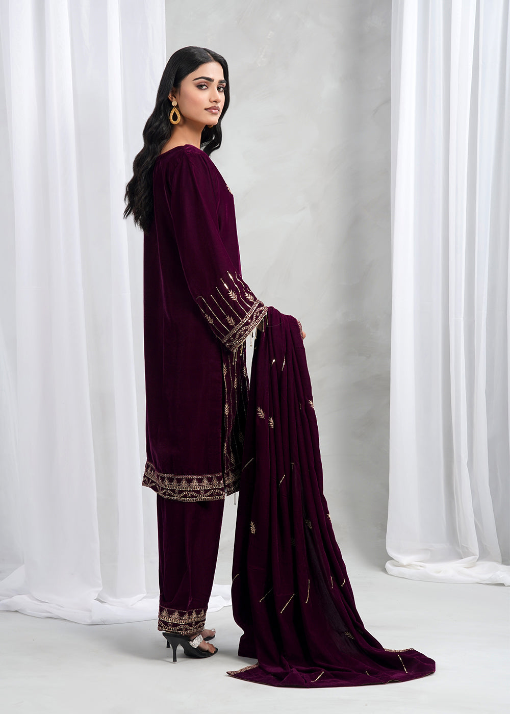 Plum Royale