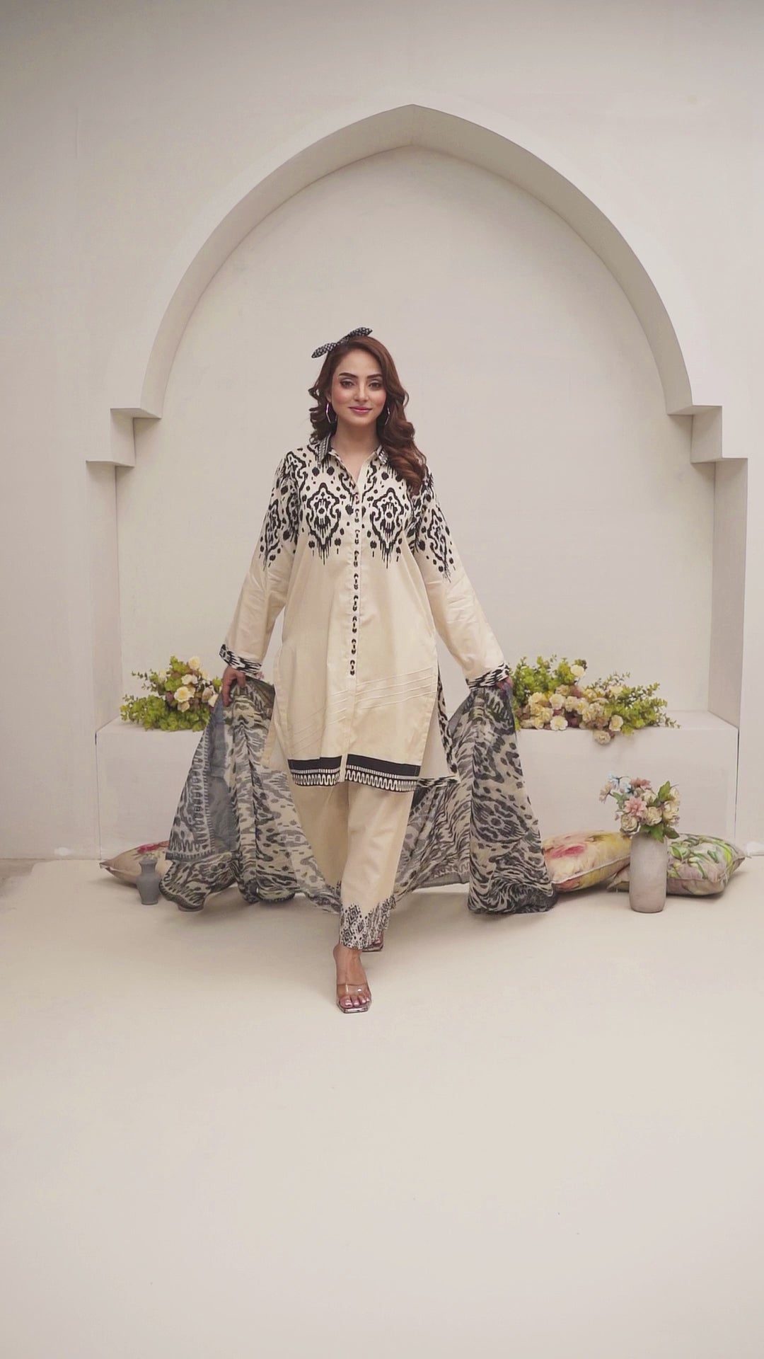 Monochrome Grace 3pc