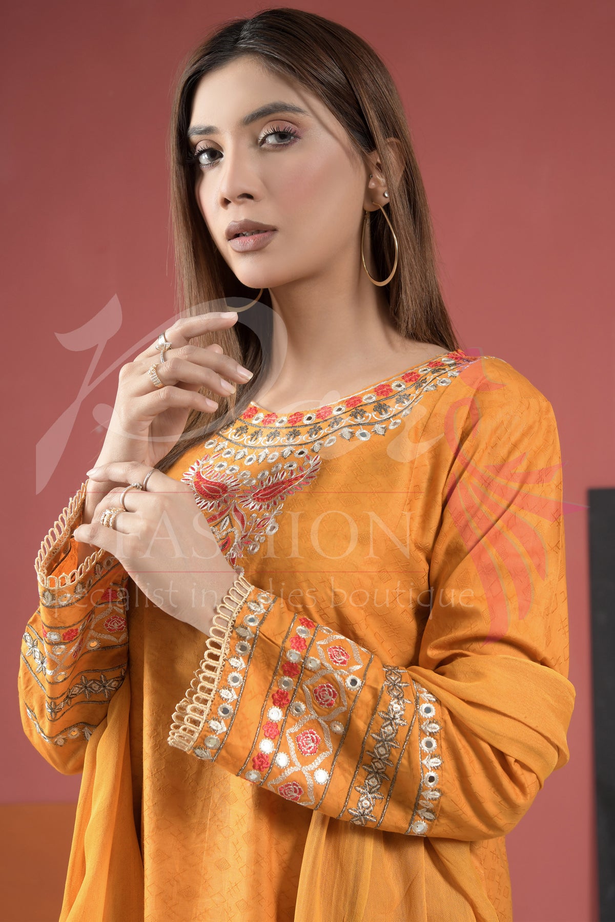 3pc Embroidered Jacquard Lawn Suit
