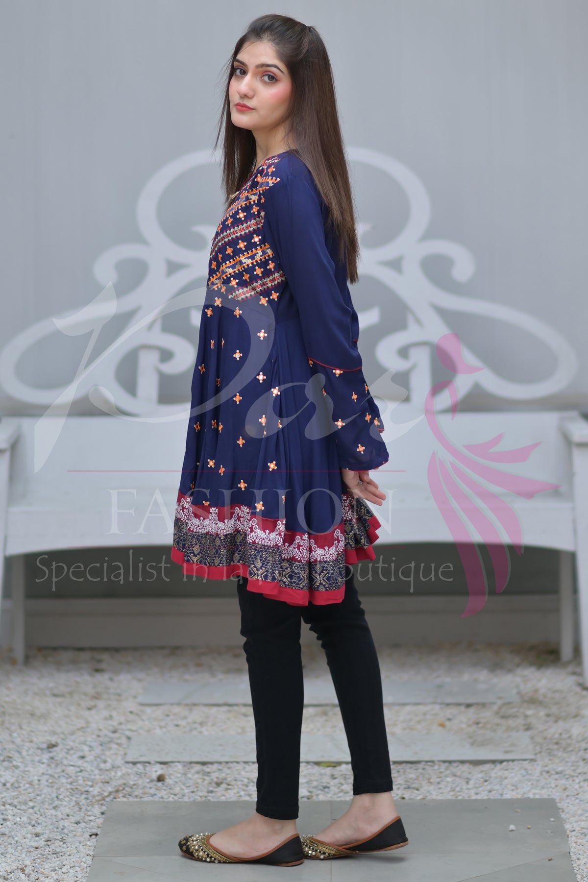 1PC EMB Arabic Lawn