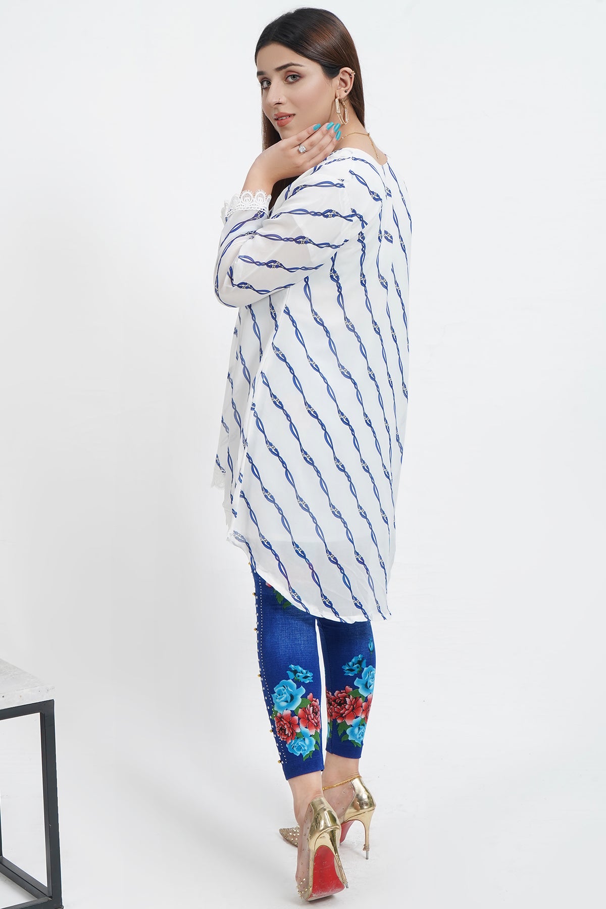 CHIFFON TOP