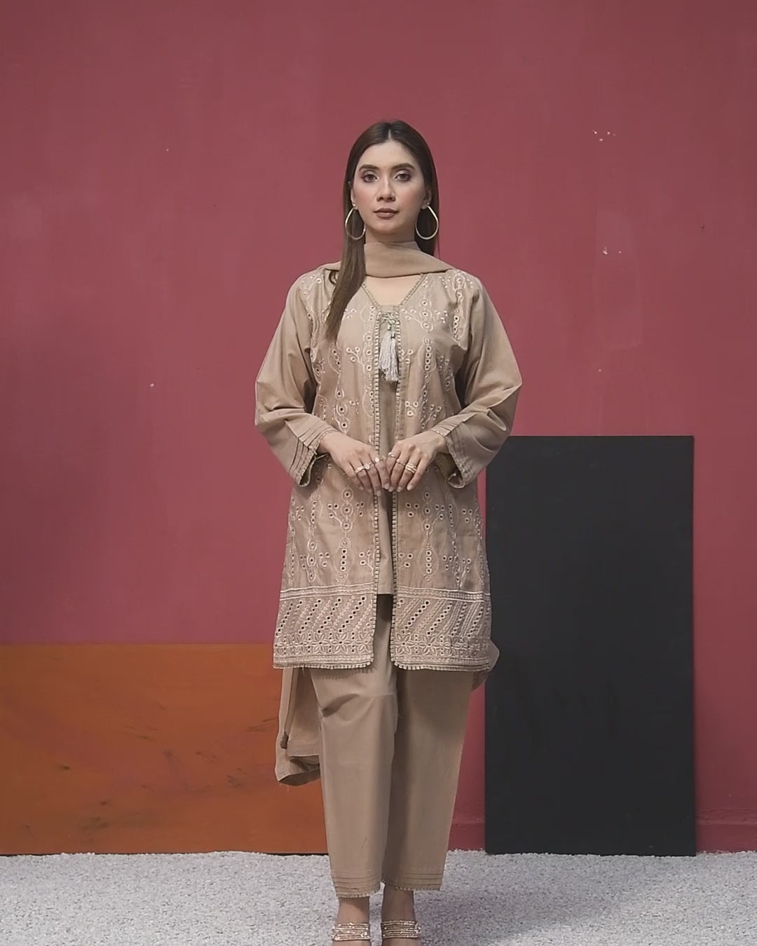 4PC Embroidered Jacquard Lawn Suit